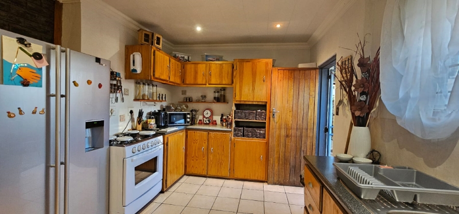 6 Bedroom Property for Sale in Wilgehof Free State